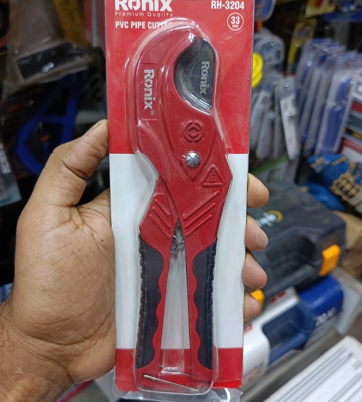 قاطع أنابيب البلاستيكية PVC من Ronix