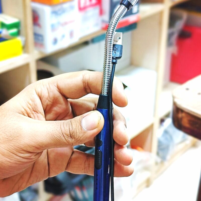 ولاعة كهربائية ببطارية شحن